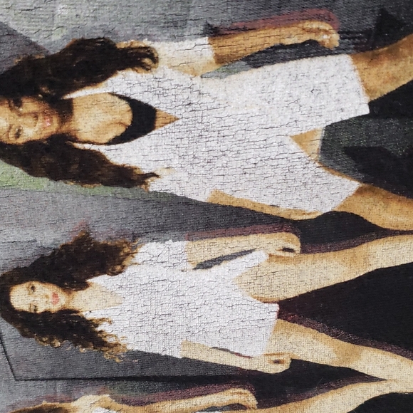 Fifth Harmony concert t-shirt - Picture 9 of 10